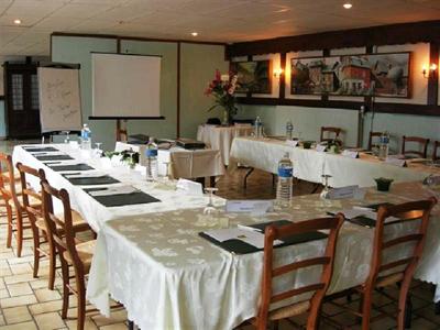 фото отеля L'auberge Du President Hotel Cormeilles