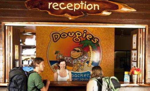 фото отеля Dougies Backpackers Resort