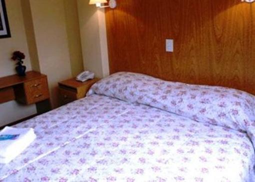 фото отеля Juramento de Lealtad Townhouse Hotel