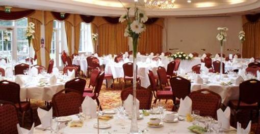 фото отеля Oakwood House Maidstone