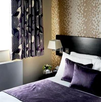 фото отеля Oakwood House Maidstone