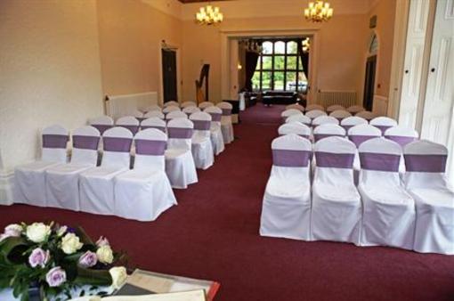 фото отеля Oakwood House Maidstone