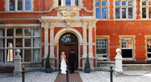 фото отеля Oakwood House Maidstone