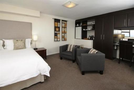 фото отеля Cliff Lodge Gansbaai