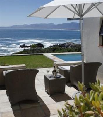 фото отеля Cliff Lodge Gansbaai