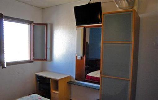 фото отеля Hostal Radio Barcelona