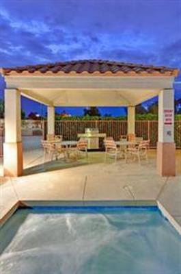 фото отеля Candlewood Suites Phoenix Tempe