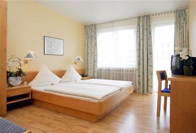 фото отеля Hotel Europa Bonn