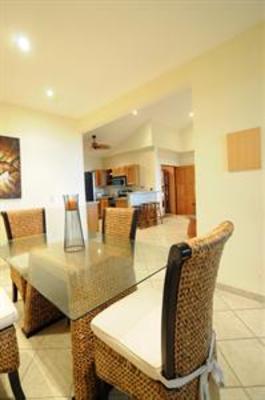 фото отеля Cocomar Residences & Beach Resort
