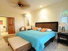 фото отеля Cocomar Residences & Beach Resort