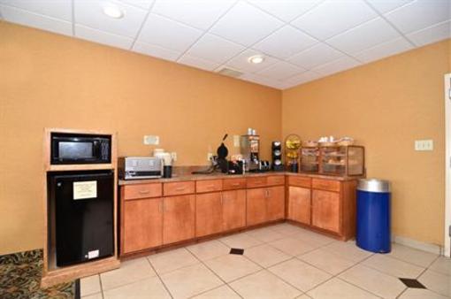 фото отеля BEST WESTERN PLUS Rocket City Inn & Suites