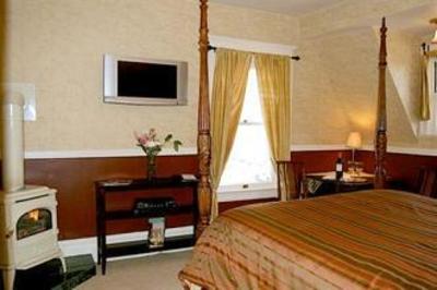 фото отеля Amber House Bed and Breakfast Inn