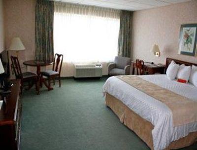 фото отеля Ramada Hotel & Conference Center
