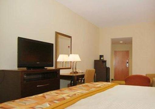 фото отеля Comfort Suites Murfreesboro