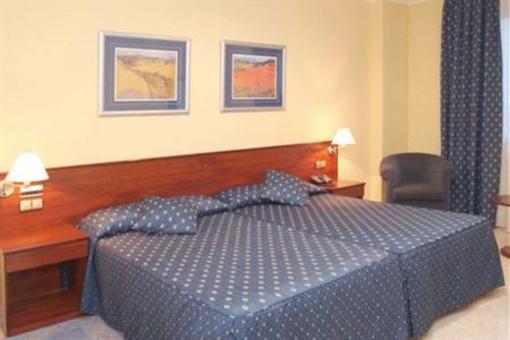 фото отеля Hotel Ciscar Picanya