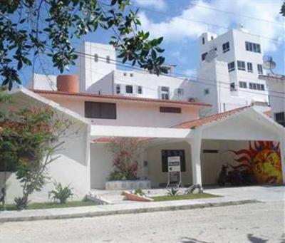 фото отеля Beachouse Hostel Cozumel