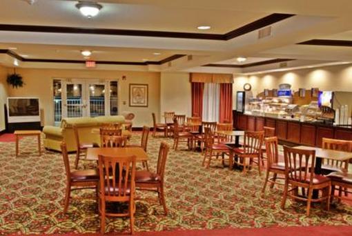 фото отеля Holiday Inn Express Hotel & Suites West Brooksville