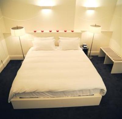 фото отеля Kelly's Hotel Dublin