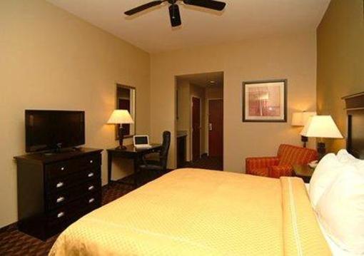 фото отеля Comfort Inn & Suites Clinton (Mississippi)