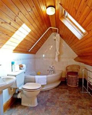 фото отеля Chestnuts Guest House Windermere