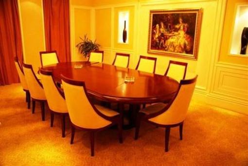 фото отеля Crowne Plaza Erdos
