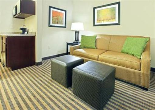 фото отеля Holiday Inn Express Hotel & Suites Maumelle