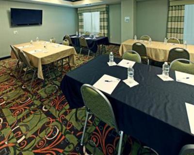 фото отеля Holiday Inn Express Hotel & Suites Maumelle