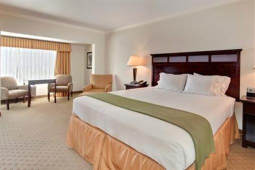 фото отеля Holiday Inn Express Lompoc