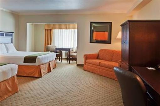 фото отеля Holiday Inn Express Lompoc