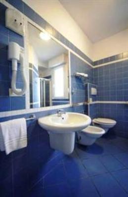 фото отеля Residence Capitol Hotel Cattolica