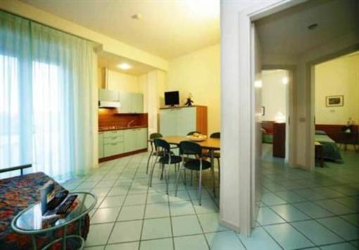 фото отеля Residence Capitol Hotel Cattolica