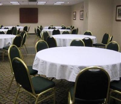 фото отеля Holiday Inn Express Southington