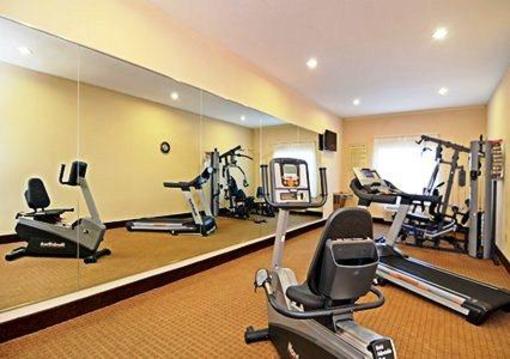 фото отеля Comfort Inn And Suites Alvarado
