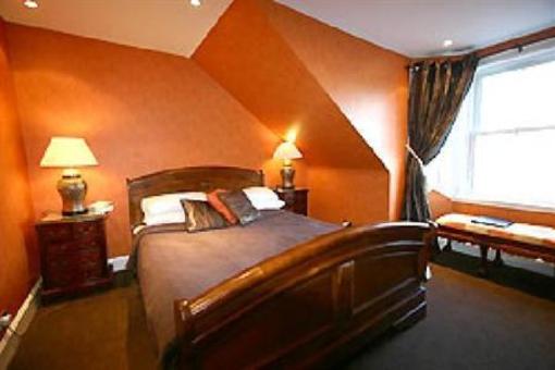 фото отеля Sandaig Guest House