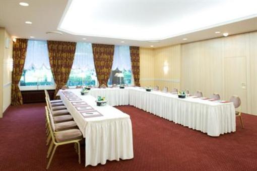 фото отеля Alt Lohbrugger Hof