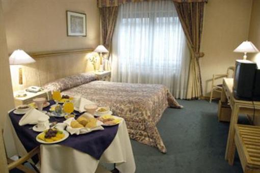 фото отеля Hotel Diego de Almagro Centro
