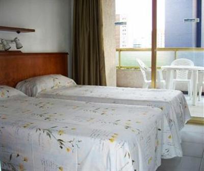 фото отеля Apartamentos Maria Victoria Benidorm