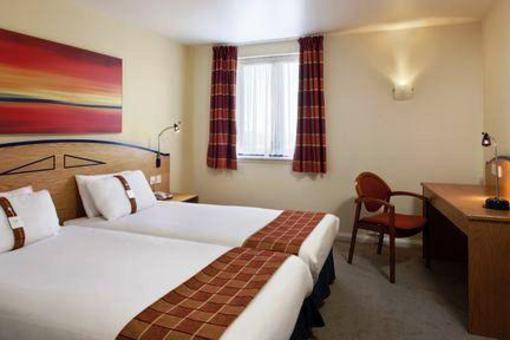 фото отеля Holiday Inn Express London Dartford