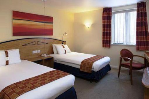 фото отеля Holiday Inn Express London Dartford