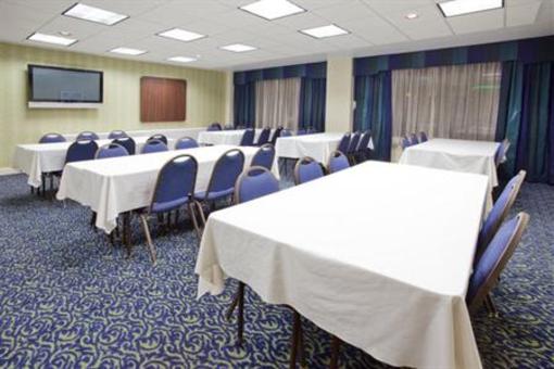 фото отеля Holiday Inn Express Atlanta-Kennesaw