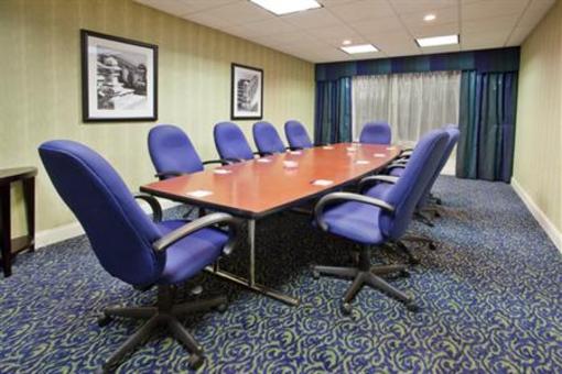 фото отеля Holiday Inn Express Atlanta-Kennesaw