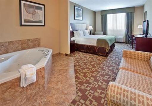 фото отеля Holiday Inn Express Hotel & Suites St Charles
