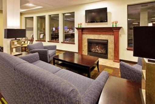 фото отеля Holiday Inn Express Hotel & Suites St Charles