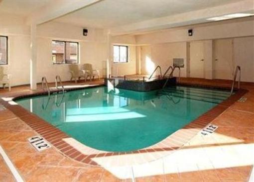 фото отеля Comfort Suites Oklahoma City