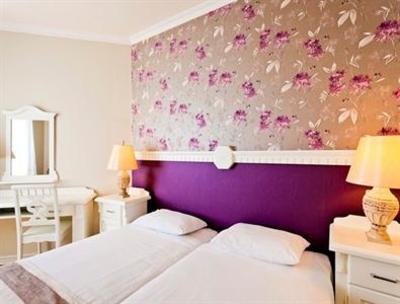 фото отеля Hotel Iz Flower Side Beach