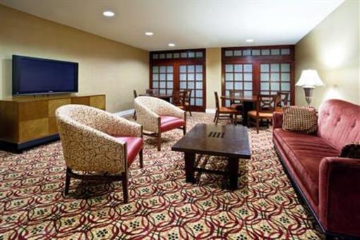 фото отеля Holiday Inn Seattle Airport SeaTac