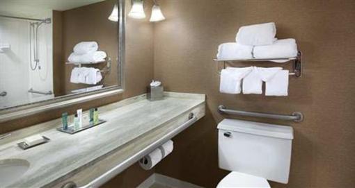 фото отеля Hilton Atlanta Northeast