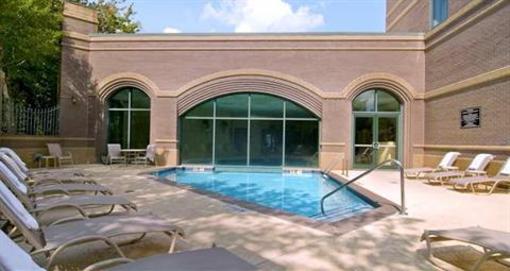фото отеля Hilton Atlanta Northeast
