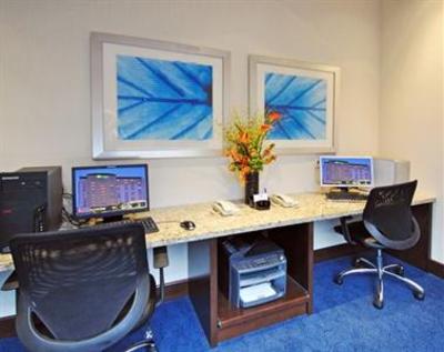 фото отеля Holiday Inn Express Toronto - Markham