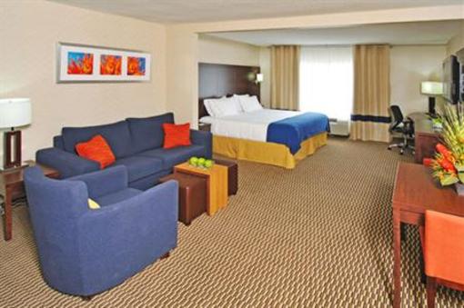 фото отеля Holiday Inn Express Toronto - Markham